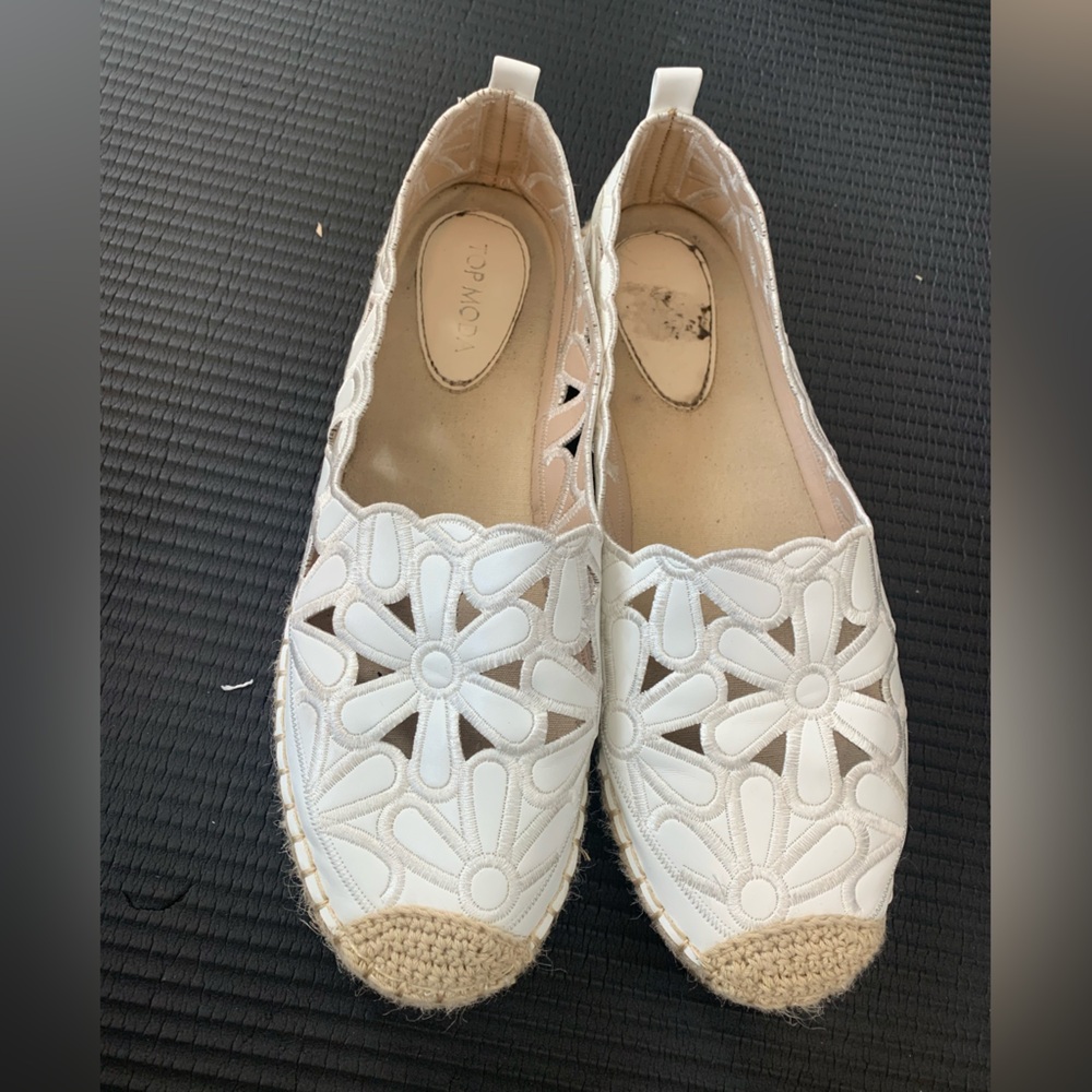 White Floral Cutout Espadrilles size 10
